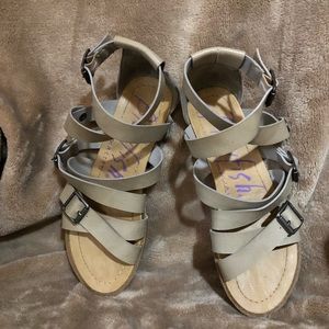 Size 7 Blowfish Malibu sandals dark beige